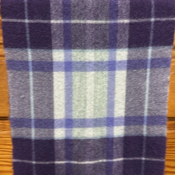 Amicale 100% Mercerized Wool - Picture 2 of 9